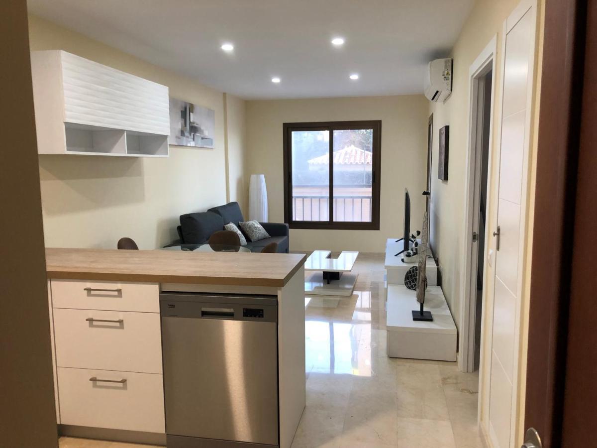 Moderno Apartamento En Primera Linea Paseo Maritimo פואנגירולה מראה חיצוני תמונה