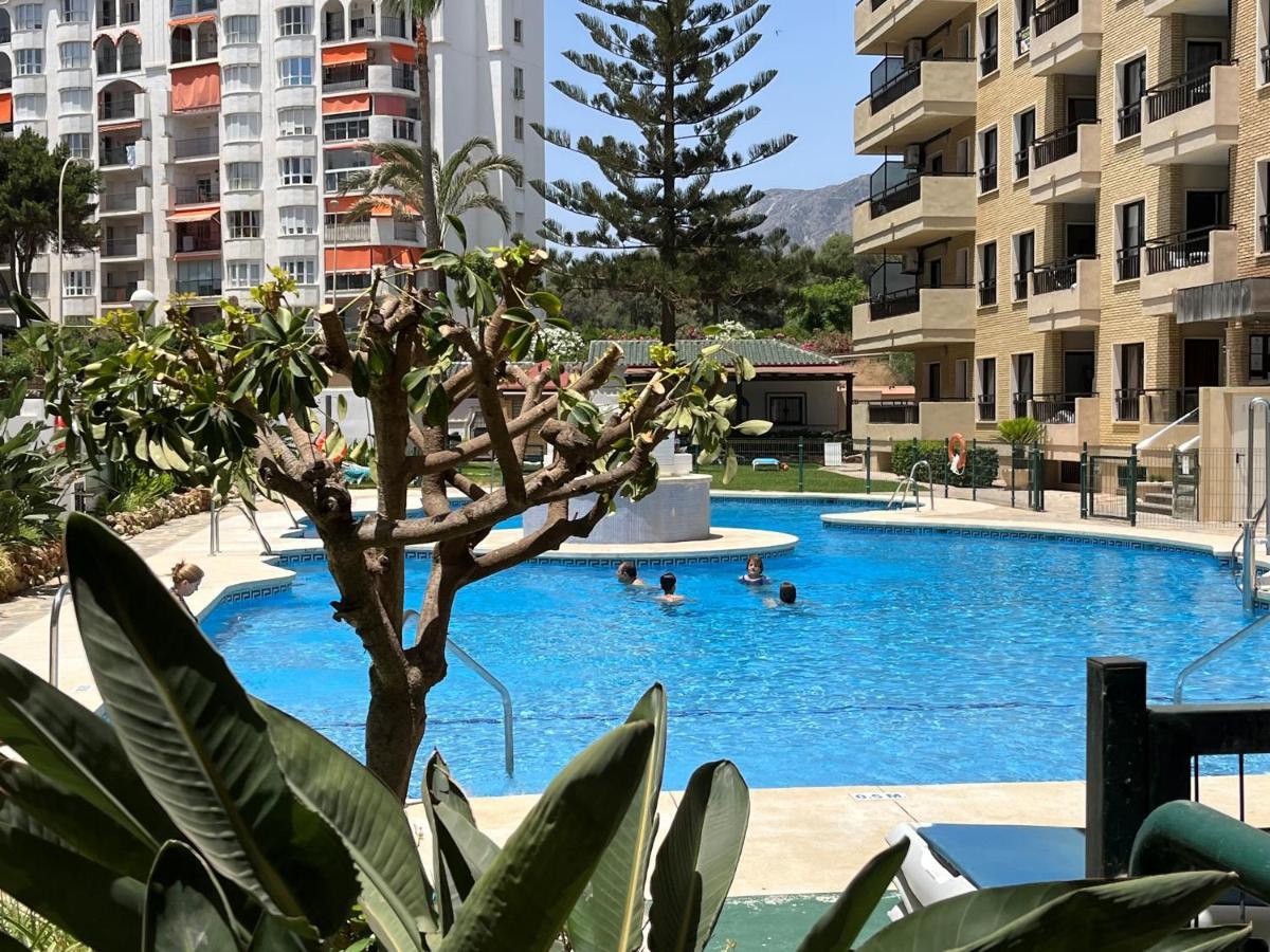 Moderno Apartamento En Primera Linea Paseo Maritimo פואנגירולה מראה חיצוני תמונה