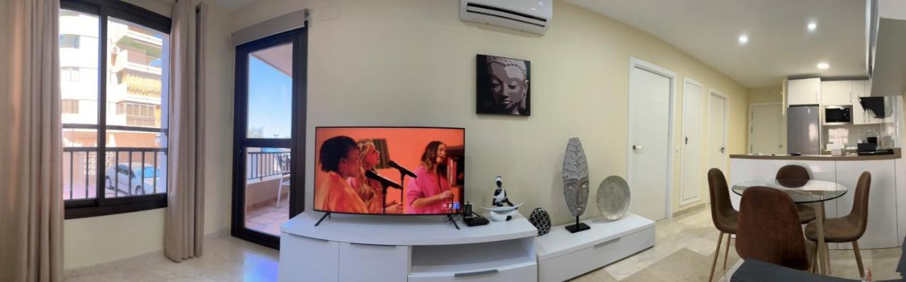 Moderno Apartamento En Primera Linea Paseo Maritimo פואנגירולה מראה חיצוני תמונה